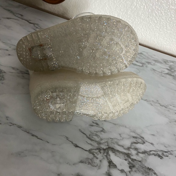 Light up Toddles Rainboots - Picture 6 of 6